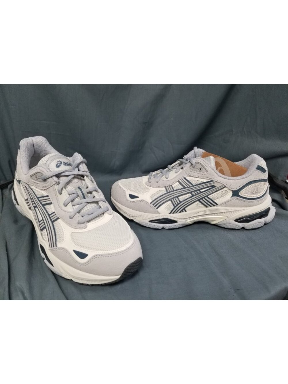 ASICS Gel-NYC 2.0 Lake Grey Piedmont Grey 1203A895-300 Men's Size 9 NEW IN BOX!